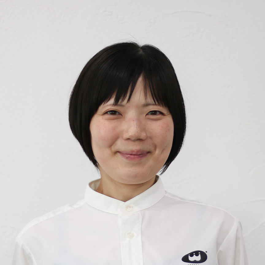 西出 枝里子