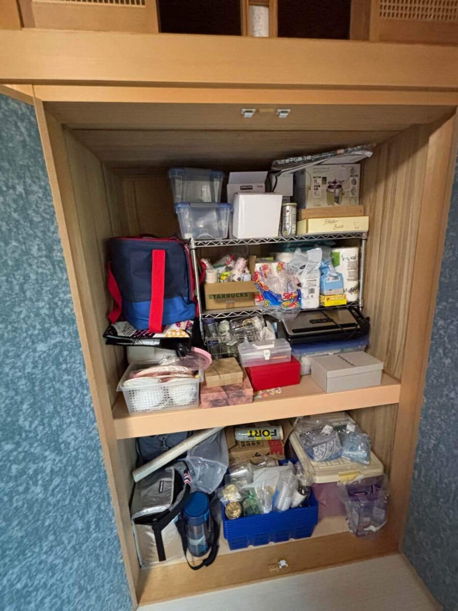 キッチン収納を“可動棚”で最適化！リアテック張替で見た目もすっきり整う収納＋内装リフォーム