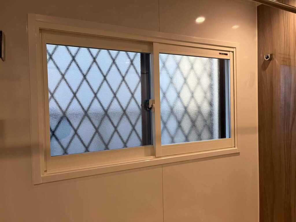 知多市M様　浴室内窓取り付けリフォーム